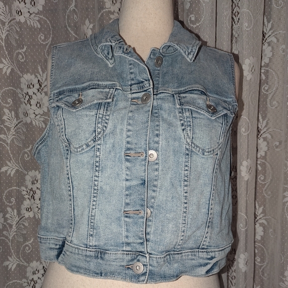 torrid Jackets & Blazers - Torrid Light Denim Vest 2x/18-20